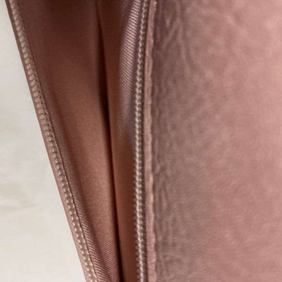 NWT K Carroll RFID Crossbody - Picture 3 of 13